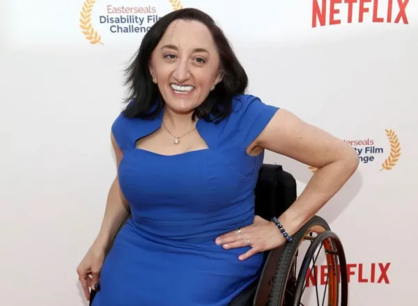 400x293_Nicole (1) Nicole - actor and disability advocate - in a blue dress in her wheelchair at a movie premiere in her hometown of Los Angeles.